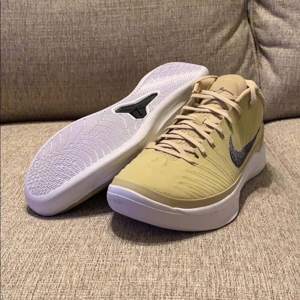 Nike Kobe AD TB Gold Basketball Shoes 942521-700 - Picture 7 of 7